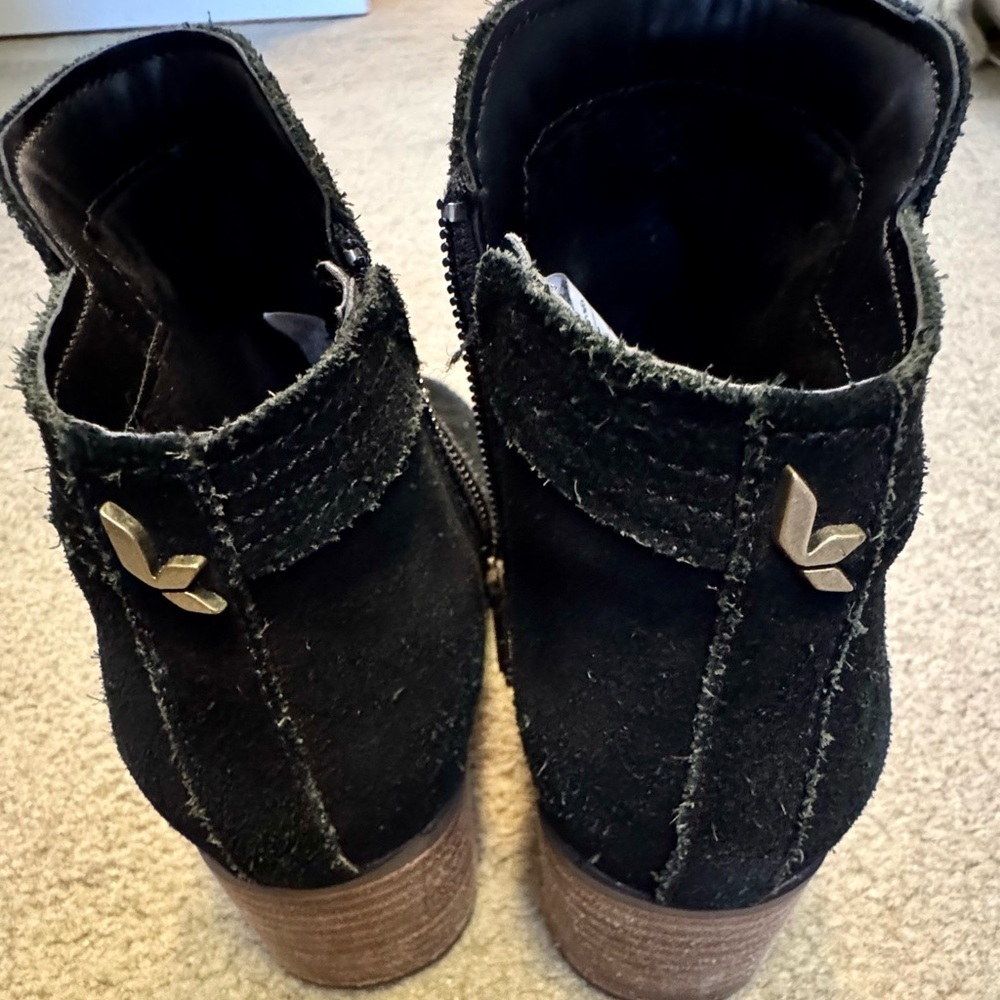 Koolaburra by UGG Thia Black Ankle Booties Heels Side Zip Women's Size 6 1096441 - Picture 4 of 6
